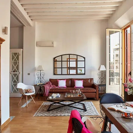 Lodgingmalaga Plaza De La Constitucion Apartment *